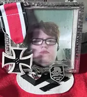 character:george // 499x556 // 311KB